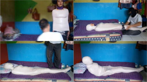 [RM008] The beautiful girl tore the duct tape on her body