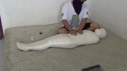 [RM047] This Small Girl Was Wrapped In A Mummy And Given Breathplay Torture - Image 4