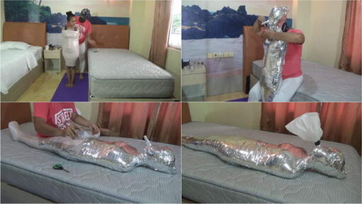 [RM121] Cocoa-Soft Collaboration: Girl 150 cm mummified with 2 layers of tape and only breathes from a small tube