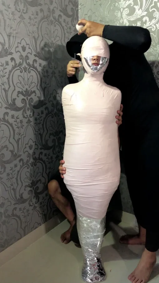 [RM123] Cocoa-Soft Collaboration: 150 cm Girl Wrapped Into Mummy In 6 Layers Making Her Body Stiff - Image 4