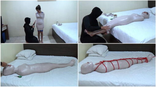 [RM124] A beautiful model is mummified in a hotel and tied up