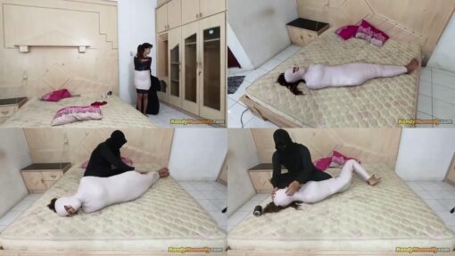 [RM154] A beautiful girl was first wrapped into a mummy and hysterically asked to be released