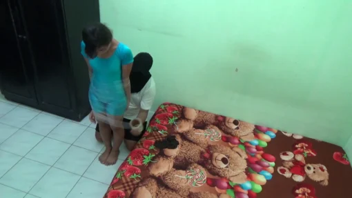 [RM105] The first time it was wrapped, this girl immediately got breathplay torture - Image 2