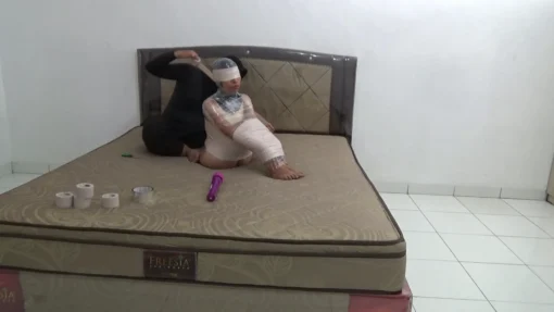 [RM115] Mummfication Bondage Sex With Dildo Untik Orgasm 07 - Image 2