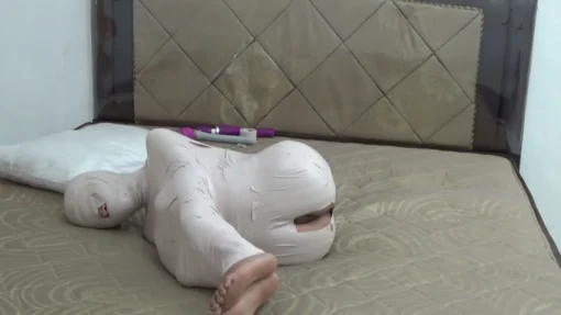 [RM115] Mummfication Bondage Sex With Dildo Untik Orgasm 07 - Image 4