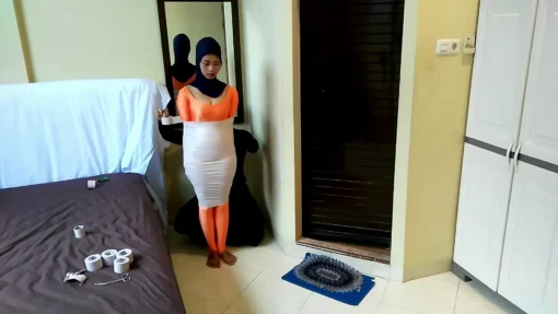 [RM142] A girl is being quarantined and tortured in a state of strict mummification - Image 2