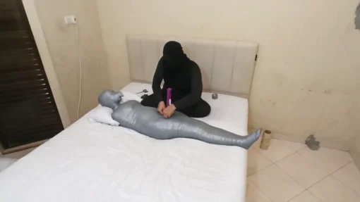 [RM150] A girl was mummified in white and grey duct tape and then her breath was sealed - Image 5