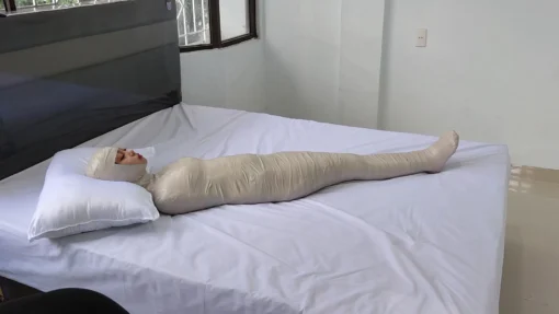 [RM156] A beautiful petite girl tries to become a mummy for the first time And She Look So Happy - Image 6