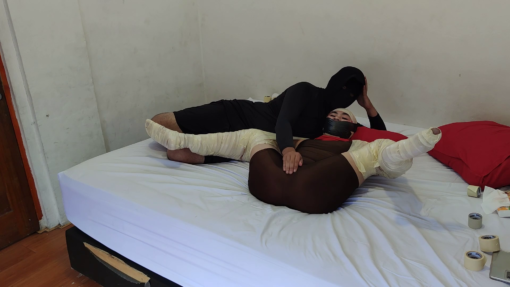 [RM172] This woman was tortured in a helpless wrapped condition