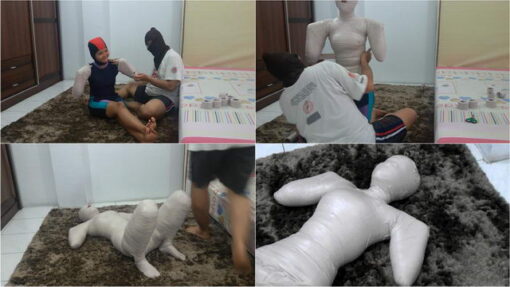 [RM027] A beautiful girl wrapped frogtied and struggled because she could not breathe