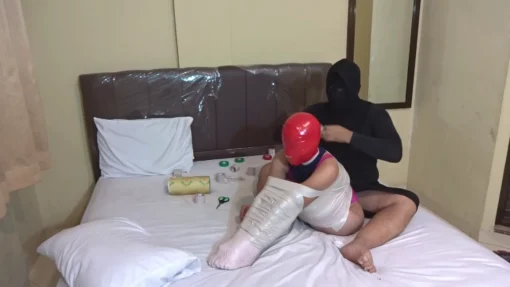 [RM145] (Incomplete) This Girl Was Wrapped In A Mummy In A Sitting Pose But - Image 5