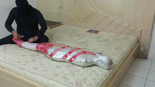 [RM149] A girl was mummified so tight it was up to 6 layers and made her body stiff - Image 7